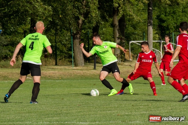 Zdjęcie w galerii na portalu naszraciborz.pl: Krzanowice musiały uznać wyższość gości z Rogowa  wiadomości z regionu