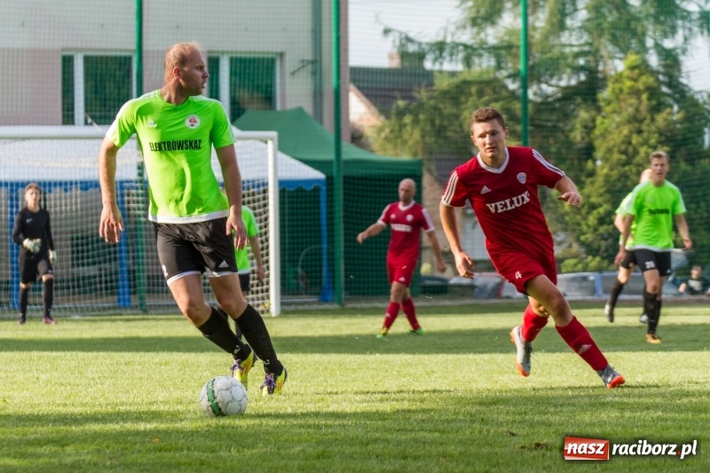 Zdjęcie w galerii na portalu naszraciborz.pl: Krzanowice musiały uznać wyższość gości z Rogowa  wiadomości z regionu