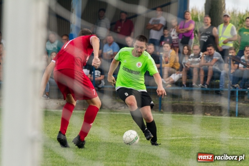 Zdjęcie w galerii na portalu naszraciborz.pl: Krzanowice musiały uznać wyższość gości z Rogowa  wiadomości z regionu