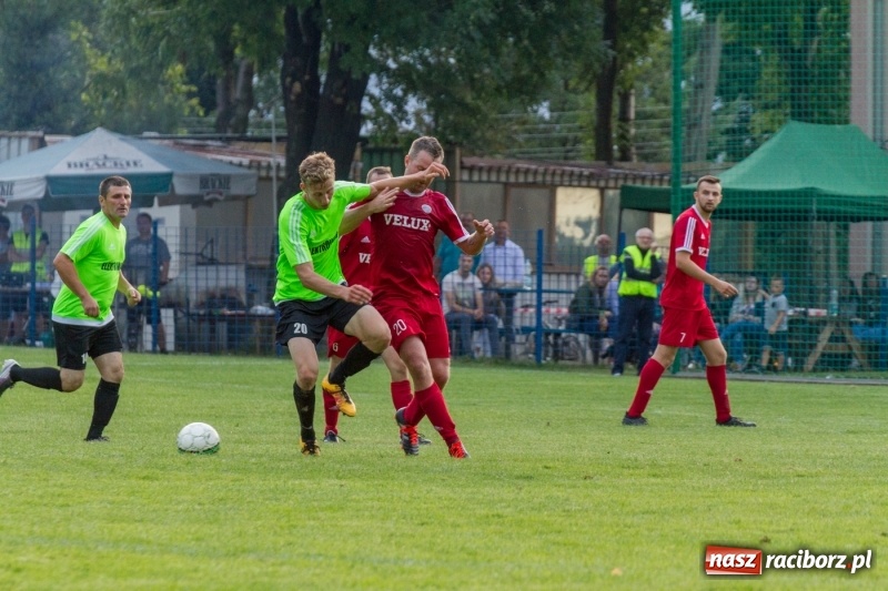 Zdjęcie w galerii na portalu naszraciborz.pl: Krzanowice musiały uznać wyższość gości z Rogowa  wiadomości z regionu