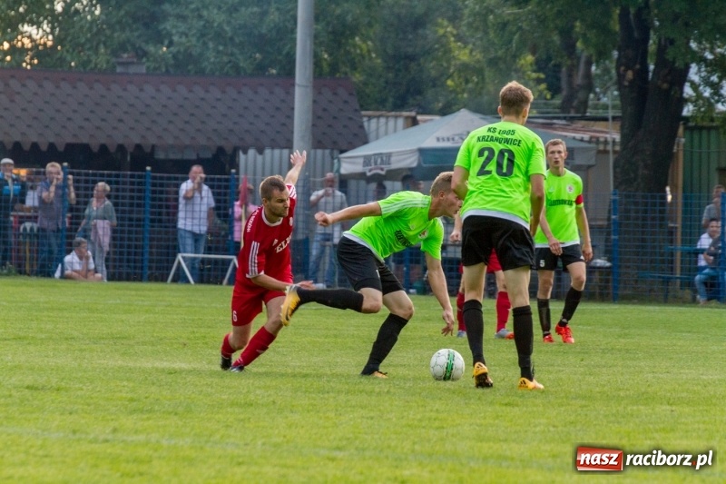 Zdjęcie w galerii na portalu naszraciborz.pl: Krzanowice musiały uznać wyższość gości z Rogowa  wiadomości z regionu