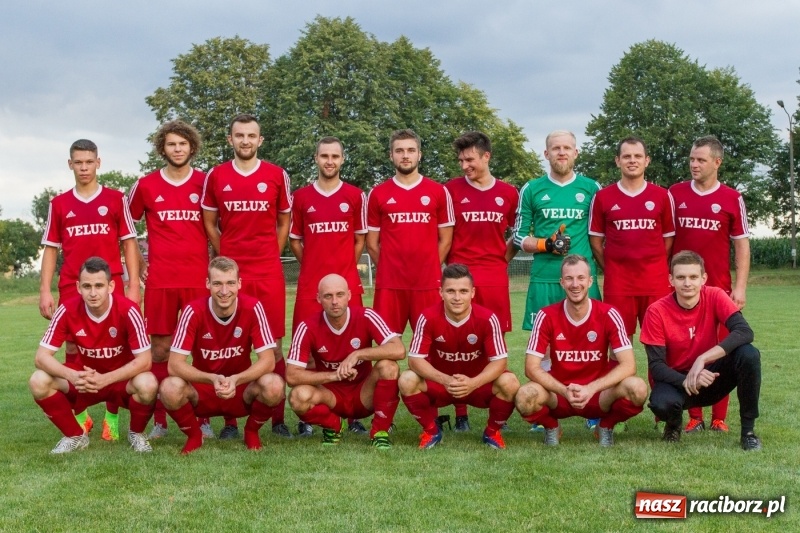 Zdjęcie w galerii na portalu naszraciborz.pl: Krzanowice musiały uznać wyższość gości z Rogowa  wiadomości z regionu