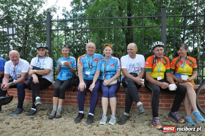 Zdjęcie w galerii na portalu naszraciborz.pl: Pół tysiąca cyklistów zwiedzi ziemię raciborską. Trwa 66 Centralny Zlot Turystów Kolarzy PTTK wiadomości z regionu