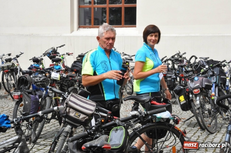 Zdjęcie w galerii na portalu naszraciborz.pl: Pół tysiąca cyklistów zwiedzi ziemię raciborską. Trwa 66 Centralny Zlot Turystów Kolarzy PTTK wiadomości z regionu
