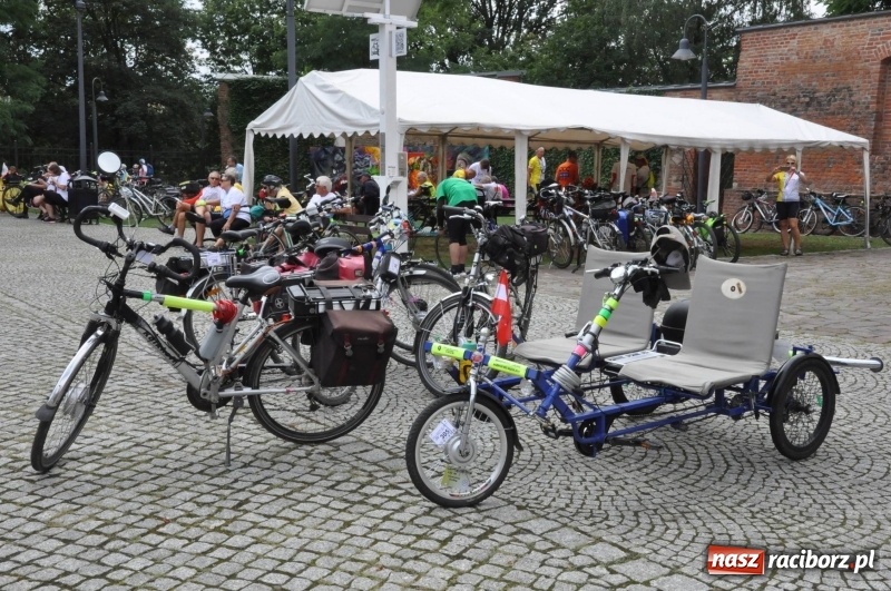 Zdjęcie w galerii na portalu naszraciborz.pl: Pół tysiąca cyklistów zwiedzi ziemię raciborską. Trwa 66 Centralny Zlot Turystów Kolarzy PTTK wiadomości z regionu