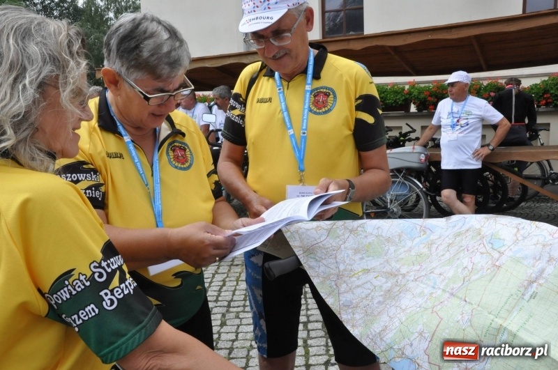 Zdjęcie w galerii na portalu naszraciborz.pl: Pół tysiąca cyklistów zwiedzi ziemię raciborską. Trwa 66 Centralny Zlot Turystów Kolarzy PTTK wiadomości z regionu