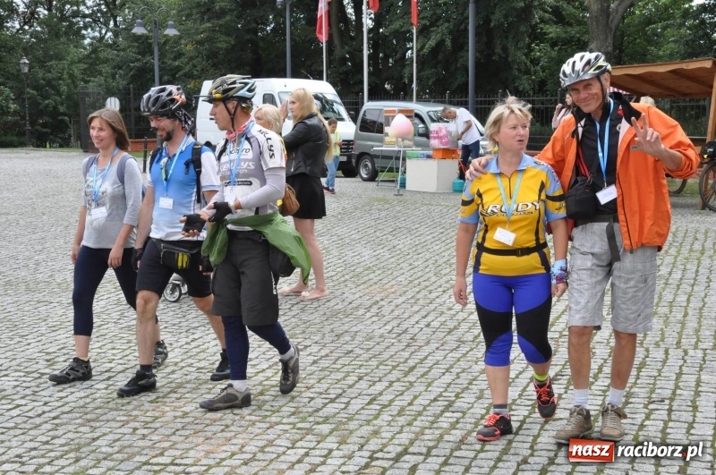 Zdjęcie w galerii na portalu naszraciborz.pl: Pół tysiąca cyklistów zwiedzi ziemię raciborską. Trwa 66 Centralny Zlot Turystów Kolarzy PTTK wiadomości z regionu