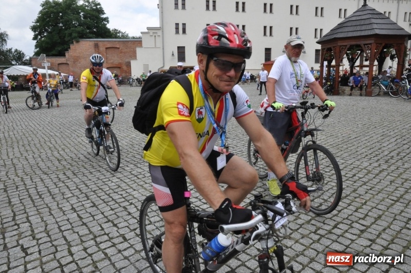 Zdjęcie w galerii na portalu naszraciborz.pl: Pół tysiąca cyklistów zwiedzi ziemię raciborską. Trwa 66 Centralny Zlot Turystów Kolarzy PTTK wiadomości z regionu