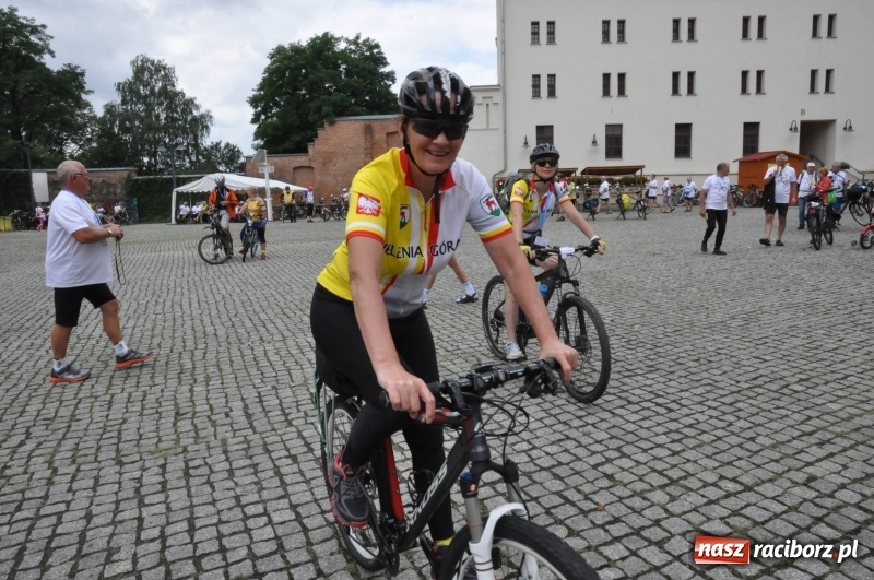 Zdjęcie w galerii na portalu naszraciborz.pl: Pół tysiąca cyklistów zwiedzi ziemię raciborską. Trwa 66 Centralny Zlot Turystów Kolarzy PTTK wiadomości z regionu