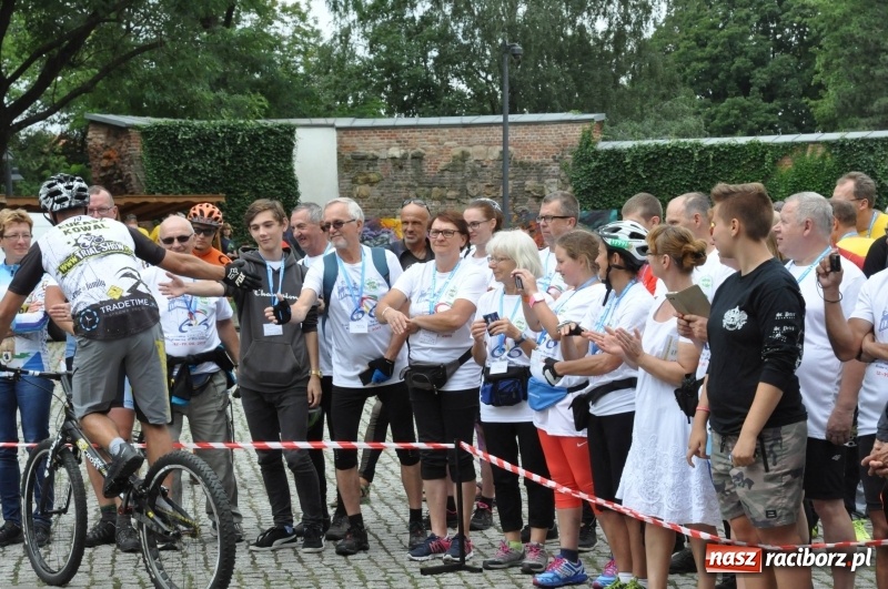 Zdjęcie w galerii na portalu naszraciborz.pl: Pół tysiąca cyklistów zwiedzi ziemię raciborską. Trwa 66 Centralny Zlot Turystów Kolarzy PTTK wiadomości z regionu