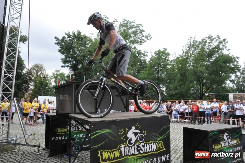 Zdjęcie w galerii na portalu naszraciborz.pl: Pół tysiąca cyklistów zwiedzi ziemię raciborską. Trwa 66 Centralny Zlot Turystów Kolarzy PTTK wiadomości z regionu