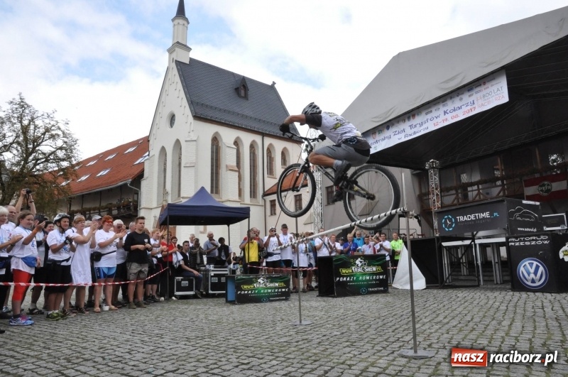Zdjęcie w galerii na portalu naszraciborz.pl: Pół tysiąca cyklistów zwiedzi ziemię raciborską. Trwa 66 Centralny Zlot Turystów Kolarzy PTTK wiadomości z regionu