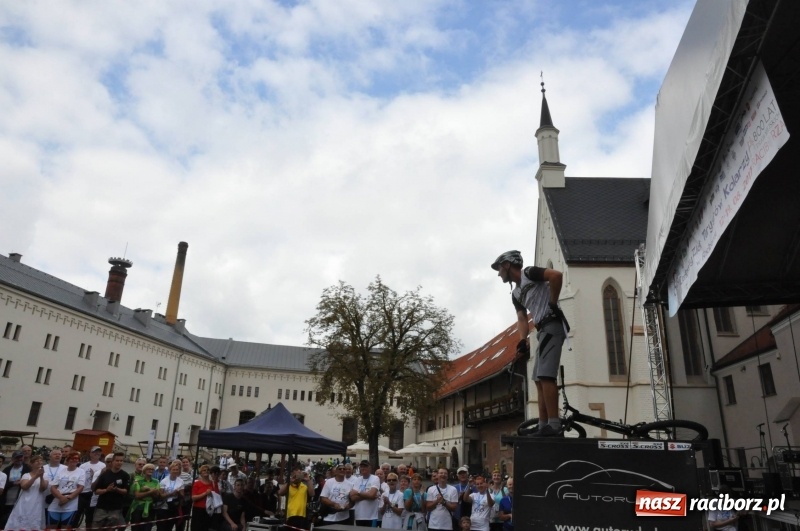 Zdjęcie w galerii na portalu naszraciborz.pl: Pół tysiąca cyklistów zwiedzi ziemię raciborską. Trwa 66 Centralny Zlot Turystów Kolarzy PTTK wiadomości z regionu
