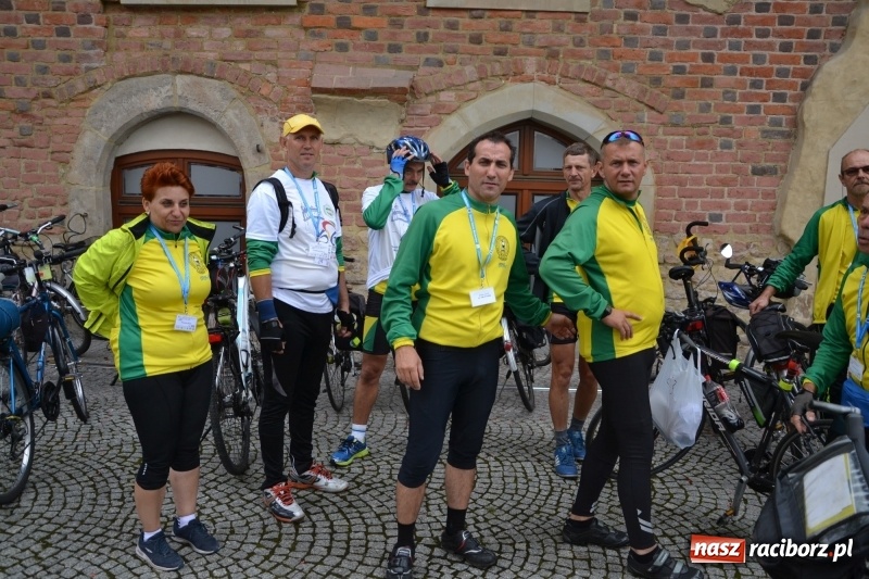 Zdjęcie w galerii na portalu naszraciborz.pl: Pół tysiąca cyklistów zwiedzi ziemię raciborską. Trwa 66 Centralny Zlot Turystów Kolarzy PTTK wiadomości z regionu