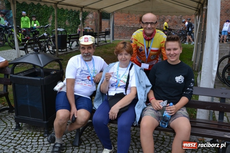 Zdjęcie w galerii na portalu naszraciborz.pl: Pół tysiąca cyklistów zwiedzi ziemię raciborską. Trwa 66 Centralny Zlot Turystów Kolarzy PTTK wiadomości z regionu