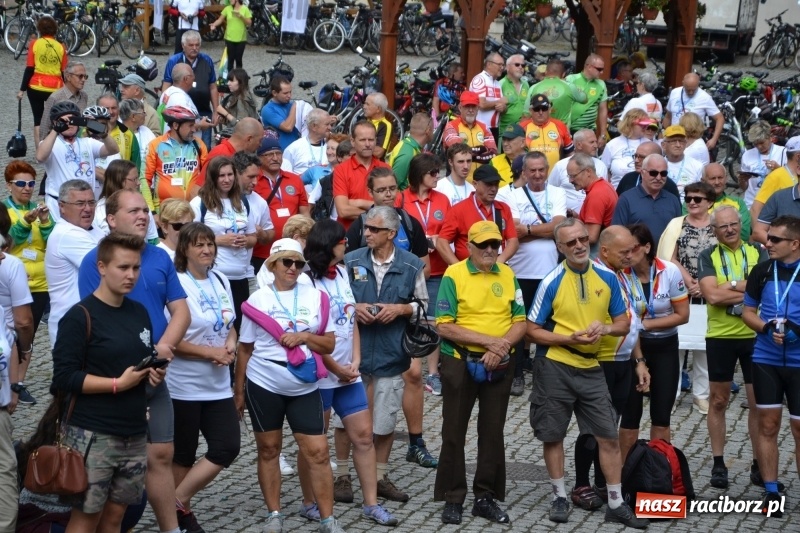 Zdjęcie w galerii na portalu naszraciborz.pl: Pół tysiąca cyklistów zwiedzi ziemię raciborską. Trwa 66 Centralny Zlot Turystów Kolarzy PTTK wiadomości z regionu