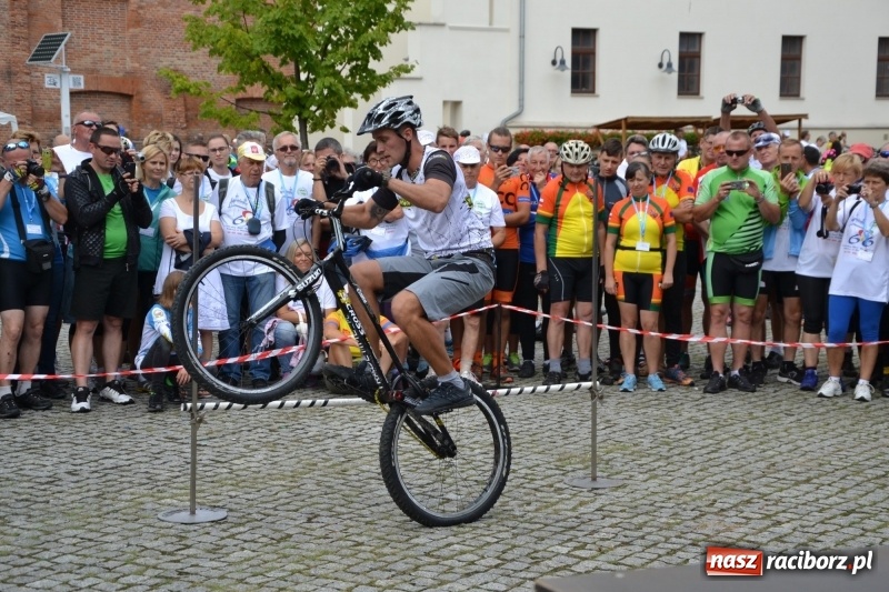 Zdjęcie w galerii na portalu naszraciborz.pl: Pół tysiąca cyklistów zwiedzi ziemię raciborską. Trwa 66 Centralny Zlot Turystów Kolarzy PTTK wiadomości z regionu