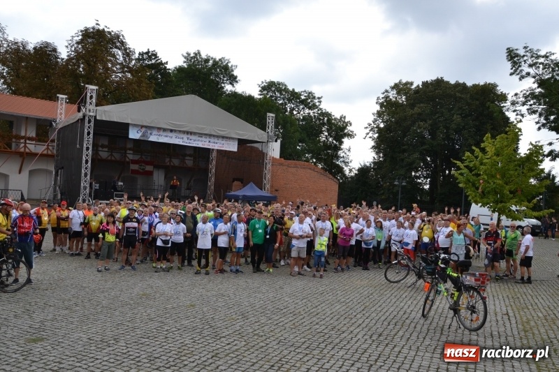 Zdjęcie w galerii na portalu naszraciborz.pl: Pół tysiąca cyklistów zwiedzi ziemię raciborską. Trwa 66 Centralny Zlot Turystów Kolarzy PTTK wiadomości z regionu