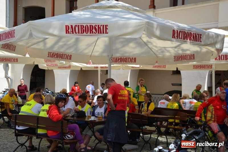 Zdjęcie w galerii na portalu naszraciborz.pl: Pół tysiąca cyklistów zwiedzi ziemię raciborską. Trwa 66 Centralny Zlot Turystów Kolarzy PTTK wiadomości z regionu