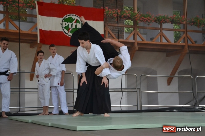 Zdjęcie w galerii na portalu naszraciborz.pl: Pół tysiąca cyklistów zwiedzi ziemię raciborską. Trwa 66 Centralny Zlot Turystów Kolarzy PTTK wiadomości z regionu