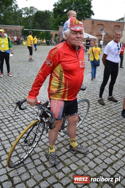 Zdjęcie w galerii na portalu naszraciborz.pl: Pół tysiąca cyklistów zwiedzi ziemię raciborską. Trwa 66 Centralny Zlot Turystów Kolarzy PTTK wiadomości z regionu