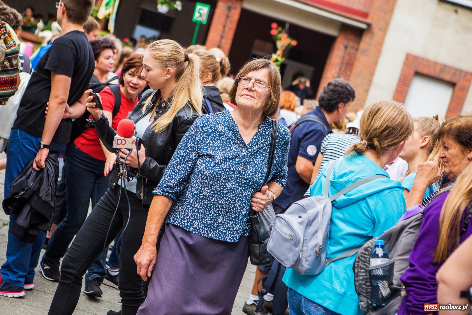 Zdjęcie w galerii na portalu naszraciborz.pl: Z Maryją idą głosić miłosierdzie. Pielgrzymi z powiatu raciborskiego w drodze na Jasną Górę  wiadomości z regionu
