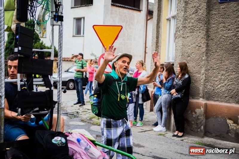 Zdjęcie w galerii na portalu naszraciborz.pl: Z Maryją idą głosić miłosierdzie. Pielgrzymi z powiatu raciborskiego w drodze na Jasną Górę  wiadomości z regionu