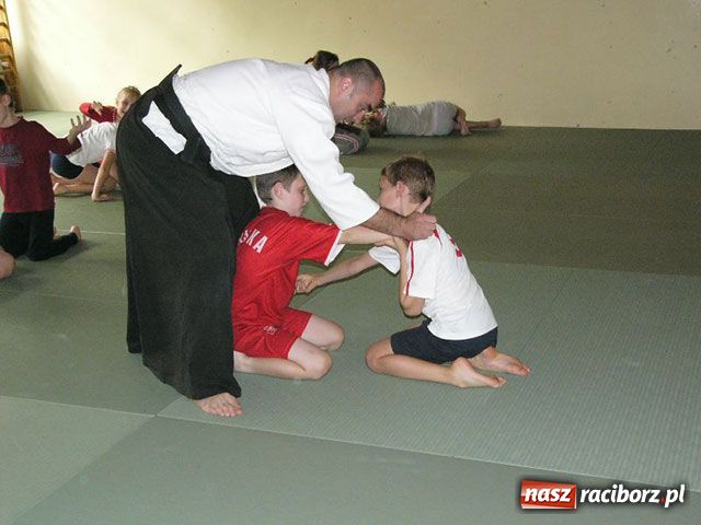 Zdjęcie w galerii na portalu naszraciborz.pl: Aikido w SP 15 wiadomości z regionu