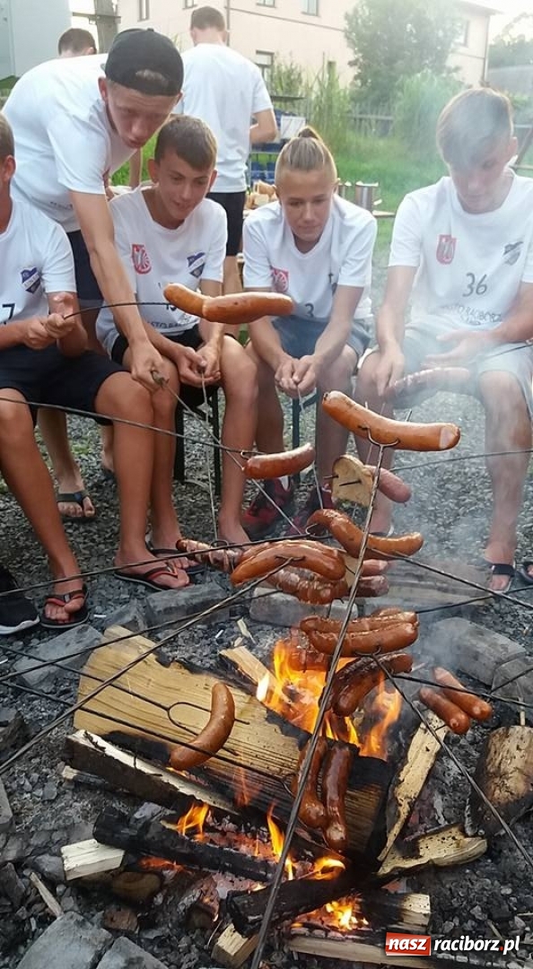 Zdjęcie w galerii na portalu naszraciborz.pl: Podsumowanie obozu juniorów młodszych Unii Racibórz wiadomości z regionu