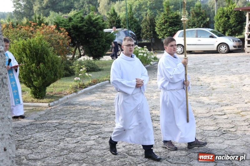 Zdjęcie w galerii na portalu naszraciborz.pl: Parafia w Kobyli powitała nowego proboszcza księdza Wiesława Wilkosza wiadomości z regionu