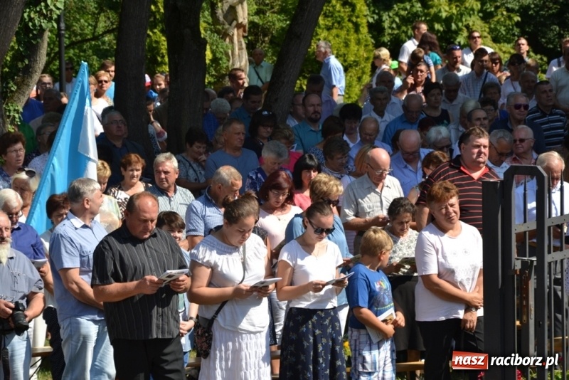 Zdjęcie w galerii na portalu naszraciborz.pl: Odpust Metropolitalny w Rudach jak zwykle zgromadził tłumy  wiadomości z regionu