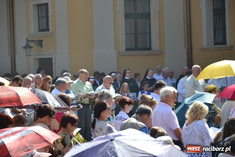 Zdjęcie w galerii na portalu naszraciborz.pl: Odpust Metropolitalny w Rudach jak zwykle zgromadził tłumy  wiadomości z regionu
