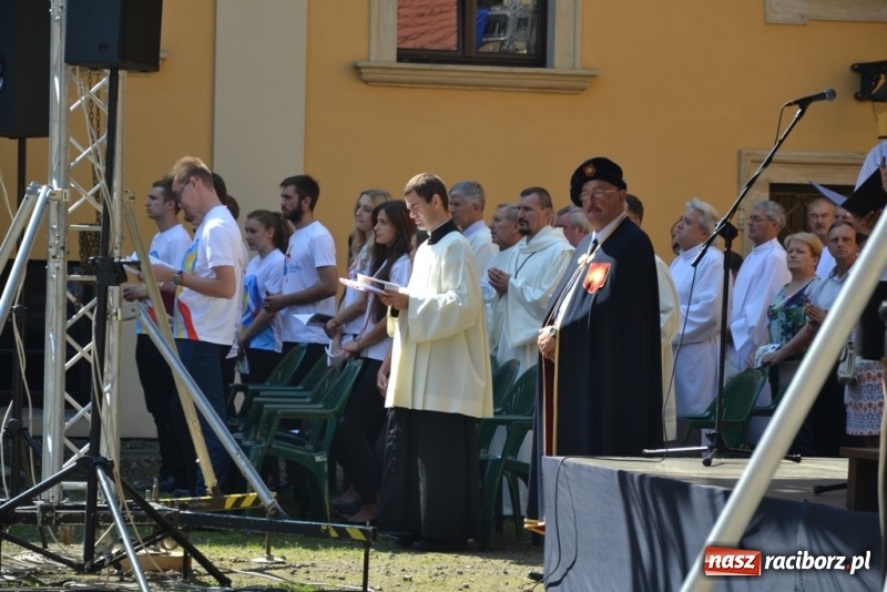 Zdjęcie w galerii na portalu naszraciborz.pl: Odpust Metropolitalny w Rudach jak zwykle zgromadził tłumy  wiadomości z regionu