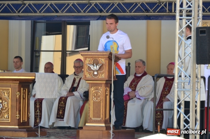 Zdjęcie w galerii na portalu naszraciborz.pl: Odpust Metropolitalny w Rudach jak zwykle zgromadził tłumy  wiadomości z regionu