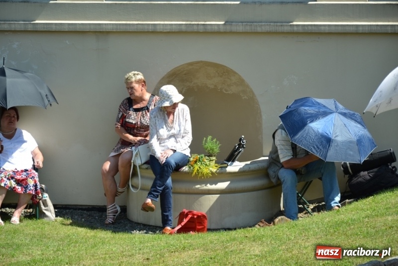 Zdjęcie w galerii na portalu naszraciborz.pl: Odpust Metropolitalny w Rudach jak zwykle zgromadził tłumy  wiadomości z regionu