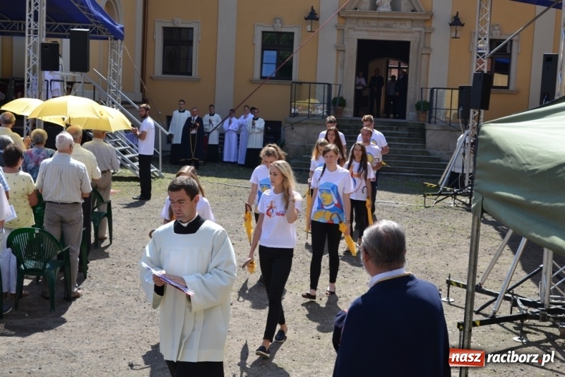 Zdjęcie w galerii na portalu naszraciborz.pl: Odpust Metropolitalny w Rudach jak zwykle zgromadził tłumy  wiadomości z regionu