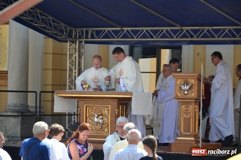 Zdjęcie w galerii na portalu naszraciborz.pl: Odpust Metropolitalny w Rudach jak zwykle zgromadził tłumy  wiadomości z regionu
