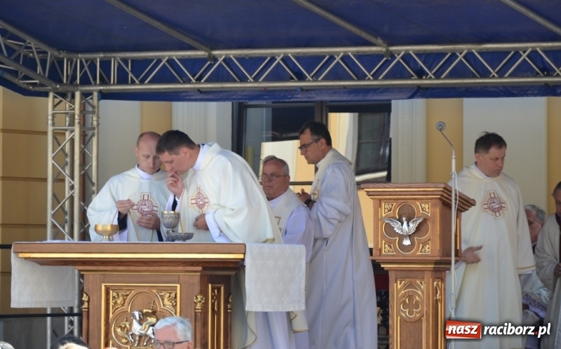 Zdjęcie w galerii na portalu naszraciborz.pl: Odpust Metropolitalny w Rudach jak zwykle zgromadził tłumy  wiadomości z regionu