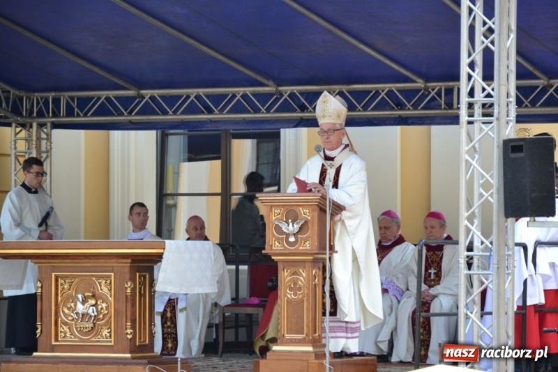 Zdjęcie w galerii na portalu naszraciborz.pl: Odpust Metropolitalny w Rudach jak zwykle zgromadził tłumy  wiadomości z regionu
