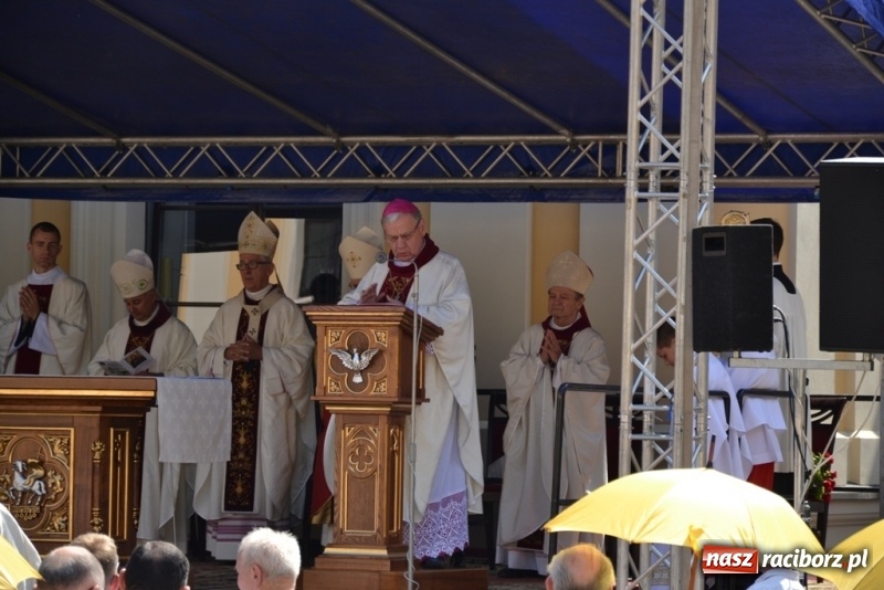 Zdjęcie w galerii na portalu naszraciborz.pl: Odpust Metropolitalny w Rudach jak zwykle zgromadził tłumy  wiadomości z regionu