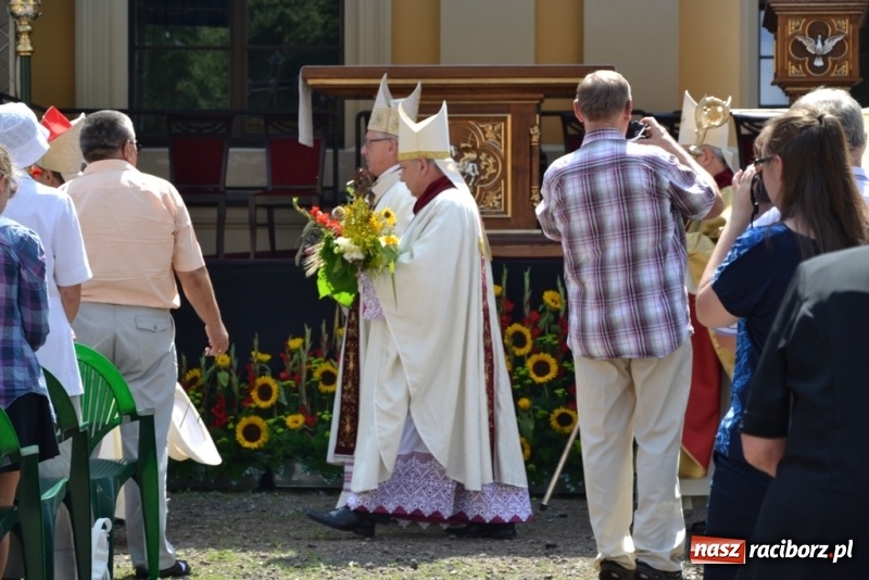 Zdjęcie w galerii na portalu naszraciborz.pl: Odpust Metropolitalny w Rudach jak zwykle zgromadził tłumy  wiadomości z regionu