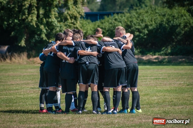 Zdjęcie w galerii na portalu naszraciborz.pl: Szalone trzy minuty Markowic wiadomości z regionu