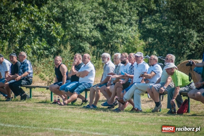 Zdjęcie w galerii na portalu naszraciborz.pl: Szalone trzy minuty Markowic wiadomości z regionu