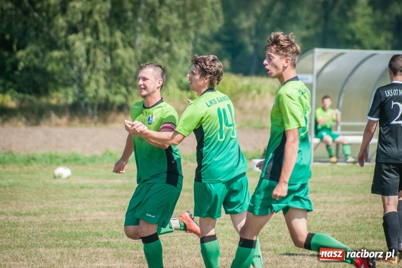 Zdjęcie w galerii na portalu naszraciborz.pl: Szalone trzy minuty Markowic wiadomości z regionu