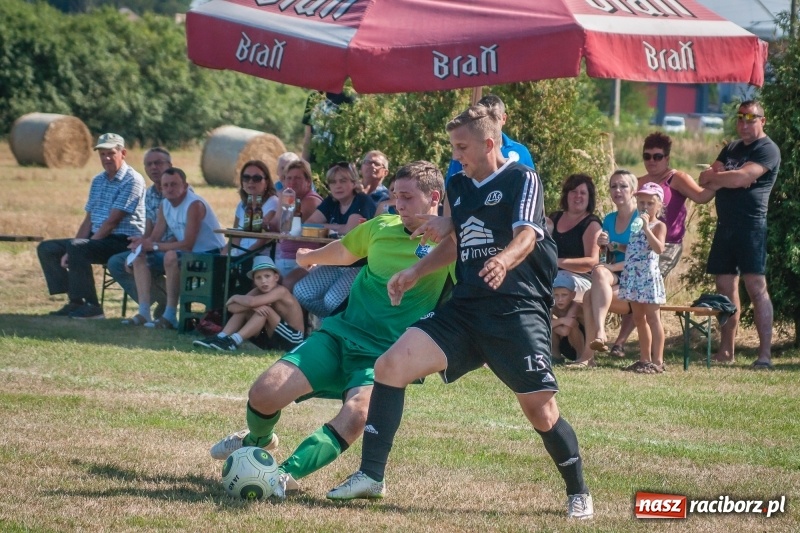 Zdjęcie w galerii na portalu naszraciborz.pl: Szalone trzy minuty Markowic wiadomości z regionu