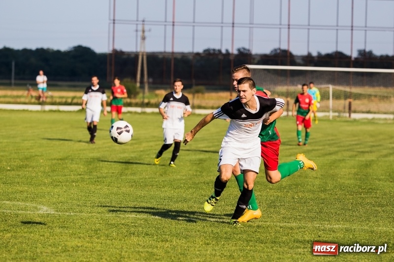 Zdjęcie w galerii na portalu naszraciborz.pl: Rezerwy trzecioligowca lepsze od Zgody Zawada Książęca wiadomości z regionu