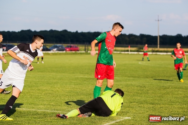 Zdjęcie w galerii na portalu naszraciborz.pl: Rezerwy trzecioligowca lepsze od Zgody Zawada Książęca wiadomości z regionu