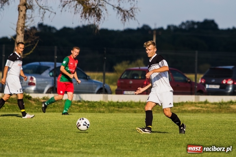Zdjęcie w galerii na portalu naszraciborz.pl: Rezerwy trzecioligowca lepsze od Zgody Zawada Książęca wiadomości z regionu