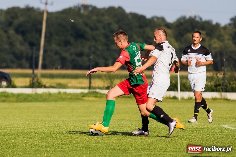 Zdjęcie w galerii na portalu naszraciborz.pl: Rezerwy trzecioligowca lepsze od Zgody Zawada Książęca wiadomości z regionu