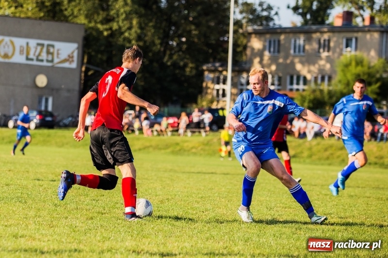 Zdjęcie w galerii na portalu naszraciborz.pl: Bez bramek w starciu Brzezia i Pietrowic Wielkich wiadomości z regionu
